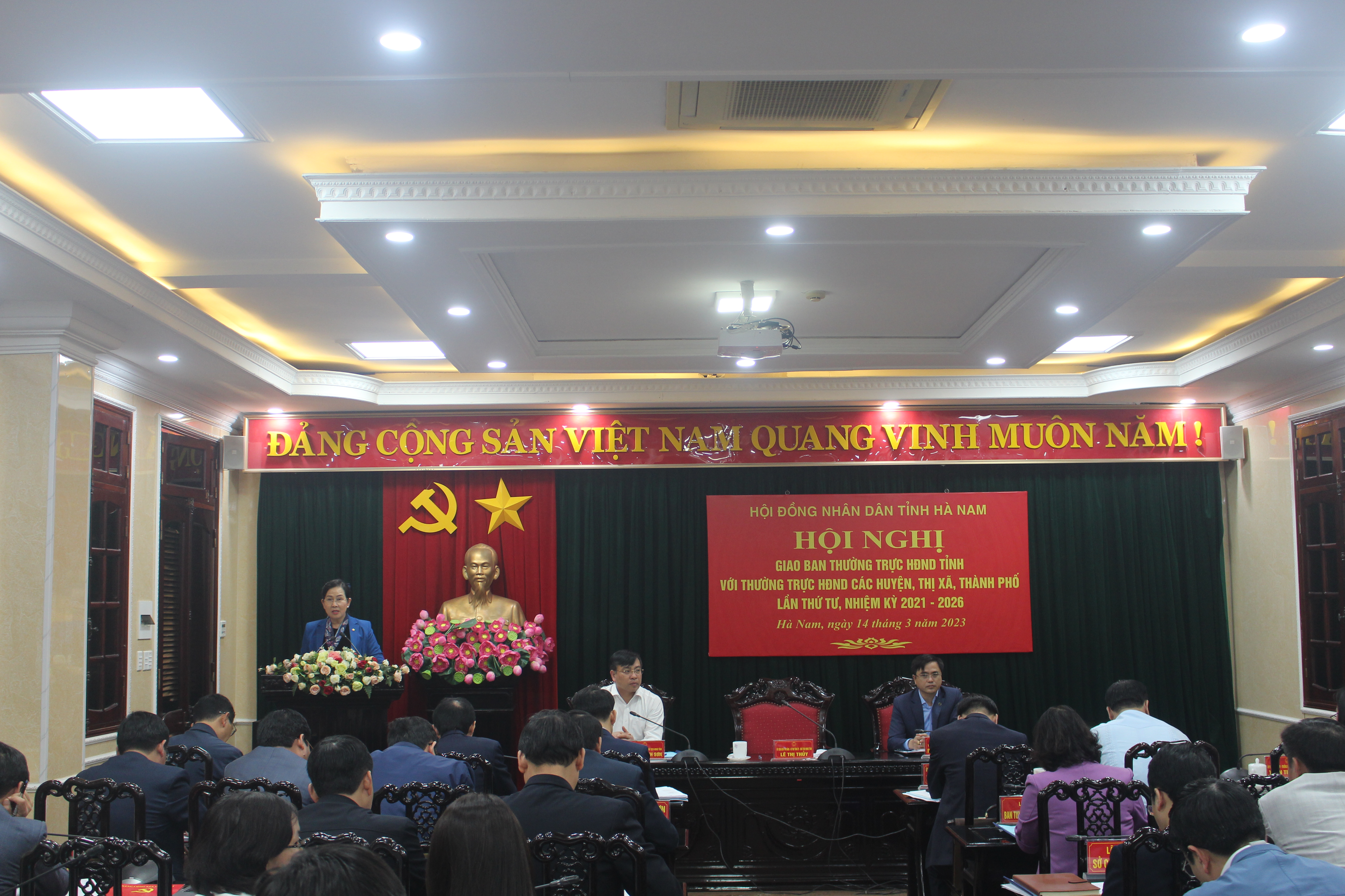 cthuy-hnttlan4.JPG