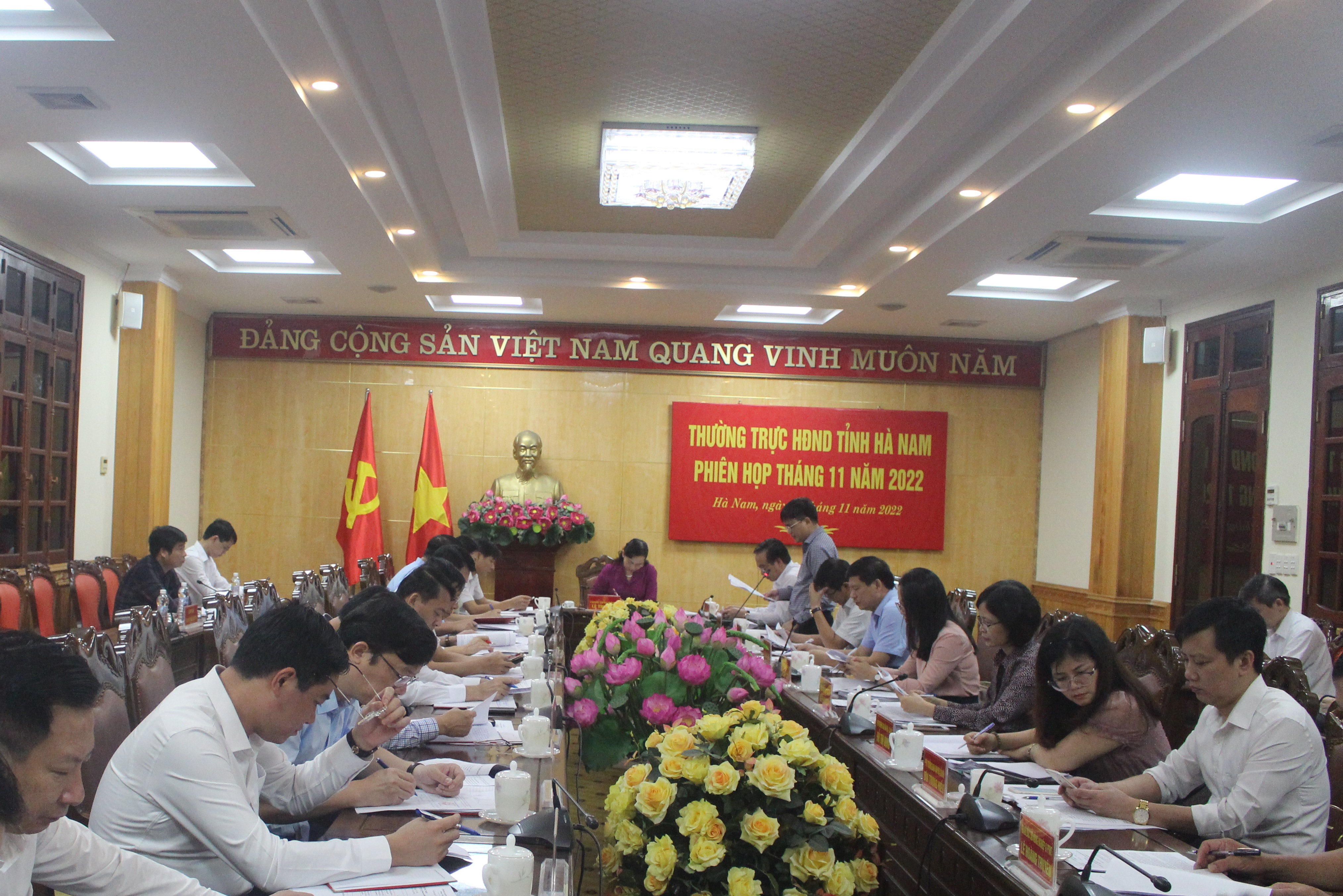 a hoang-thang 11.JPG